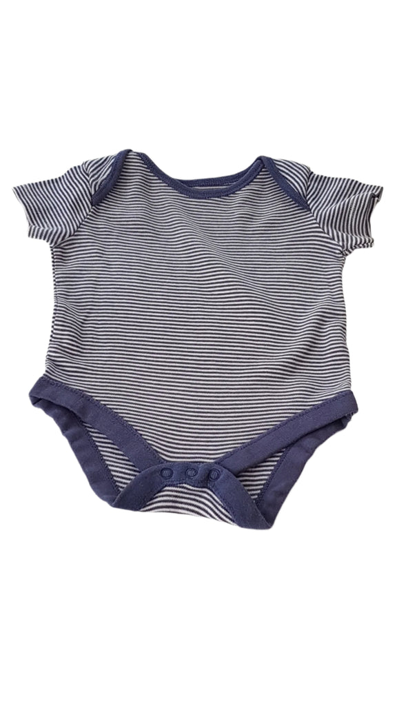 F&F CSÍKOS KISFIÚ BODY 74