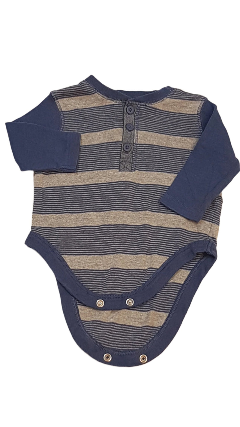 F&F KIDS CSÍKOS,HOSSZÚUJJÚ KISFIÚ BODY 62
