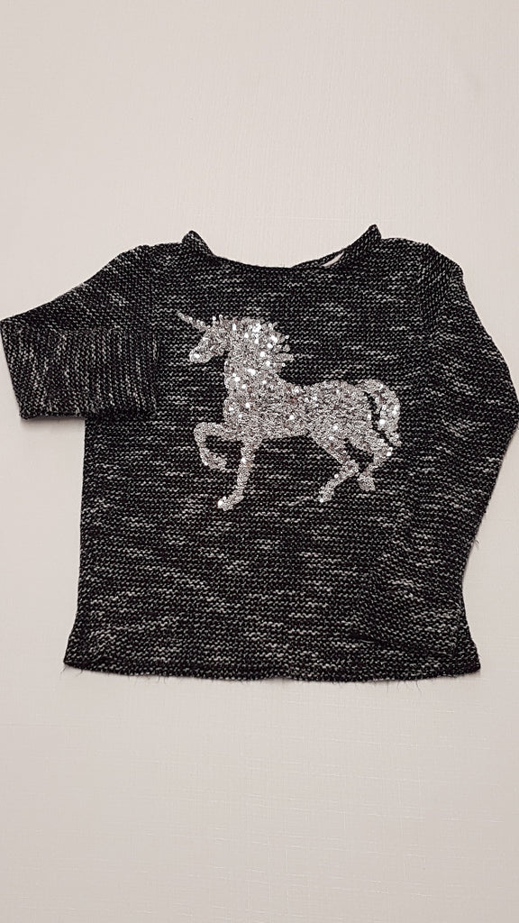 F&F KIDS GYÖNYÖRŰ SZÉP,EZÜST FLITTERES,UNICORNOS KISLÁNY PULÓVER 128