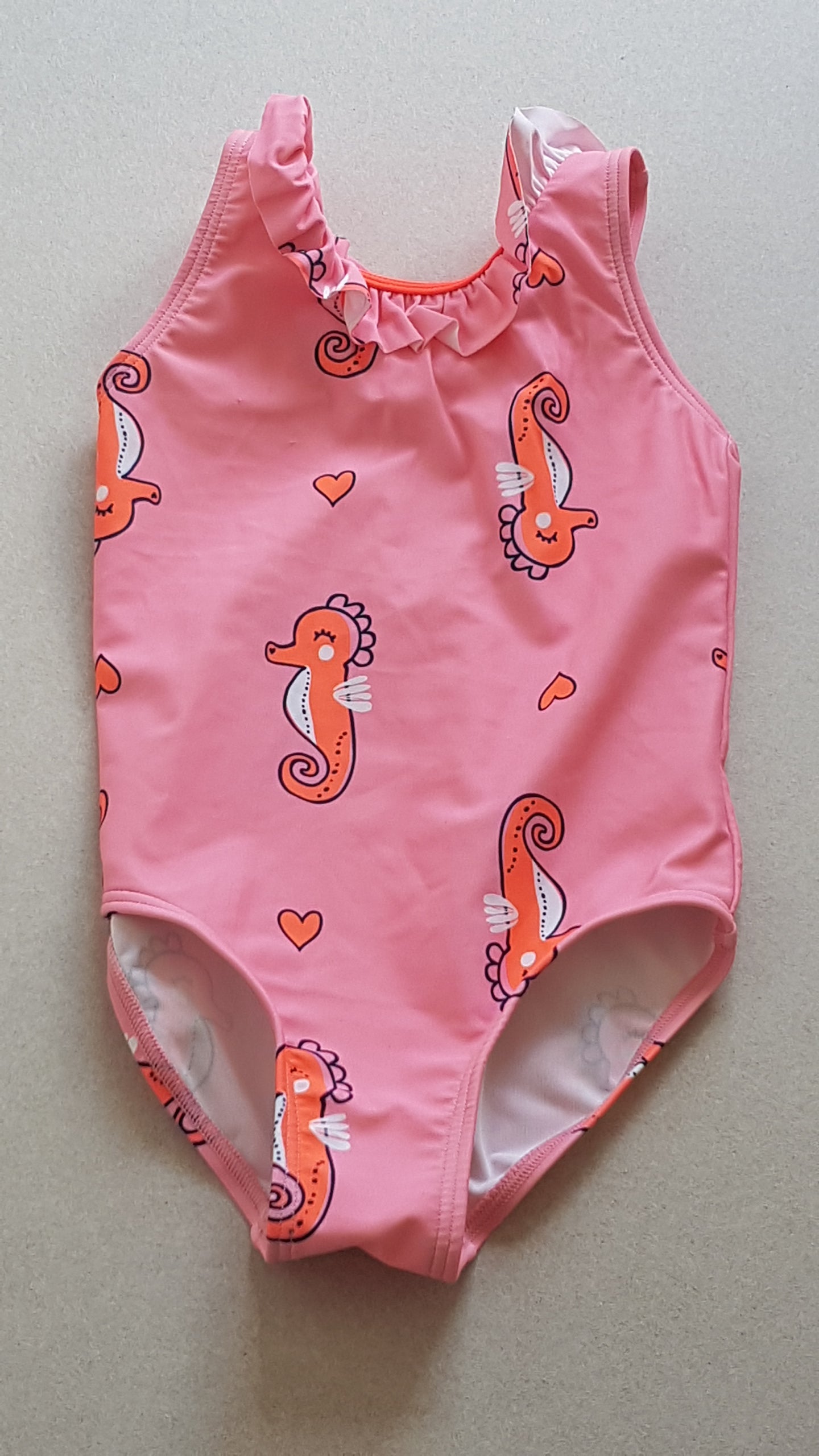 GEORGE KISLÁNY FÜRDŐRUHA