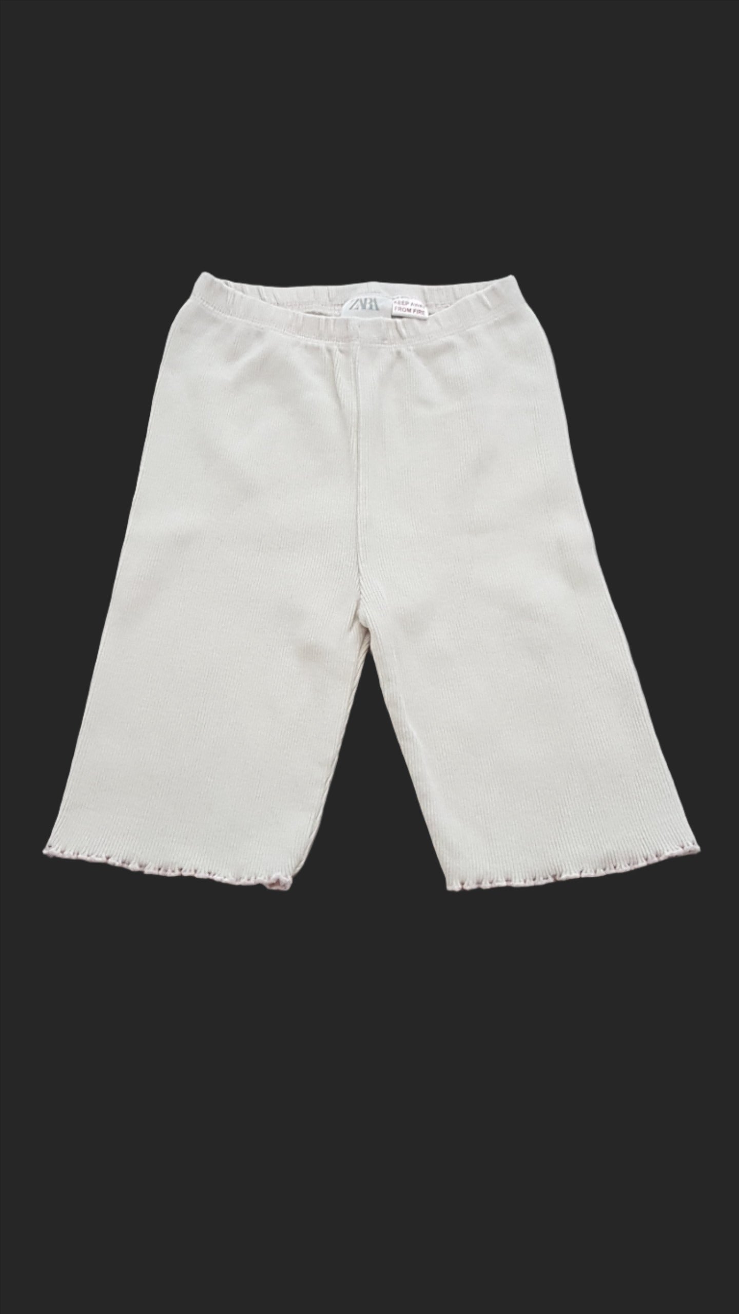 ZARA TÖRTFEHÉR KISLÁNY NACI 110