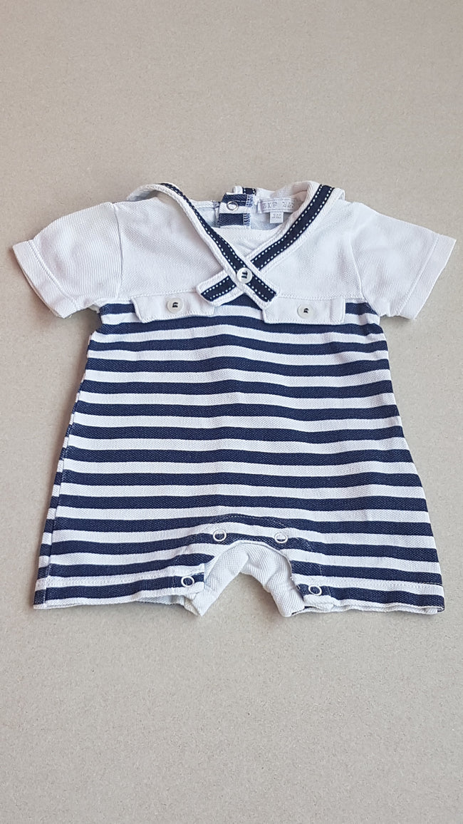 ZIP ZAP ÉDI KISFIÚ NAPOZÓ Hover Image