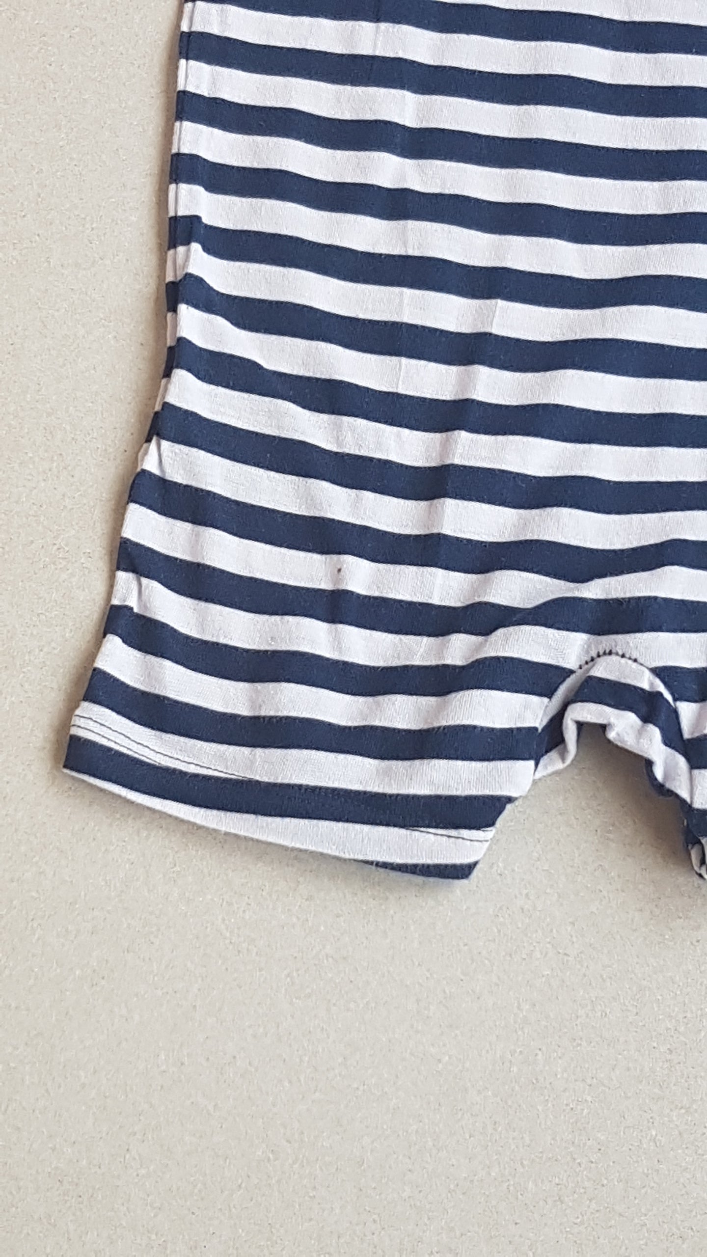 H&M DISNEY MICKEY MOUSE KISFIÚ PLAYSUIT