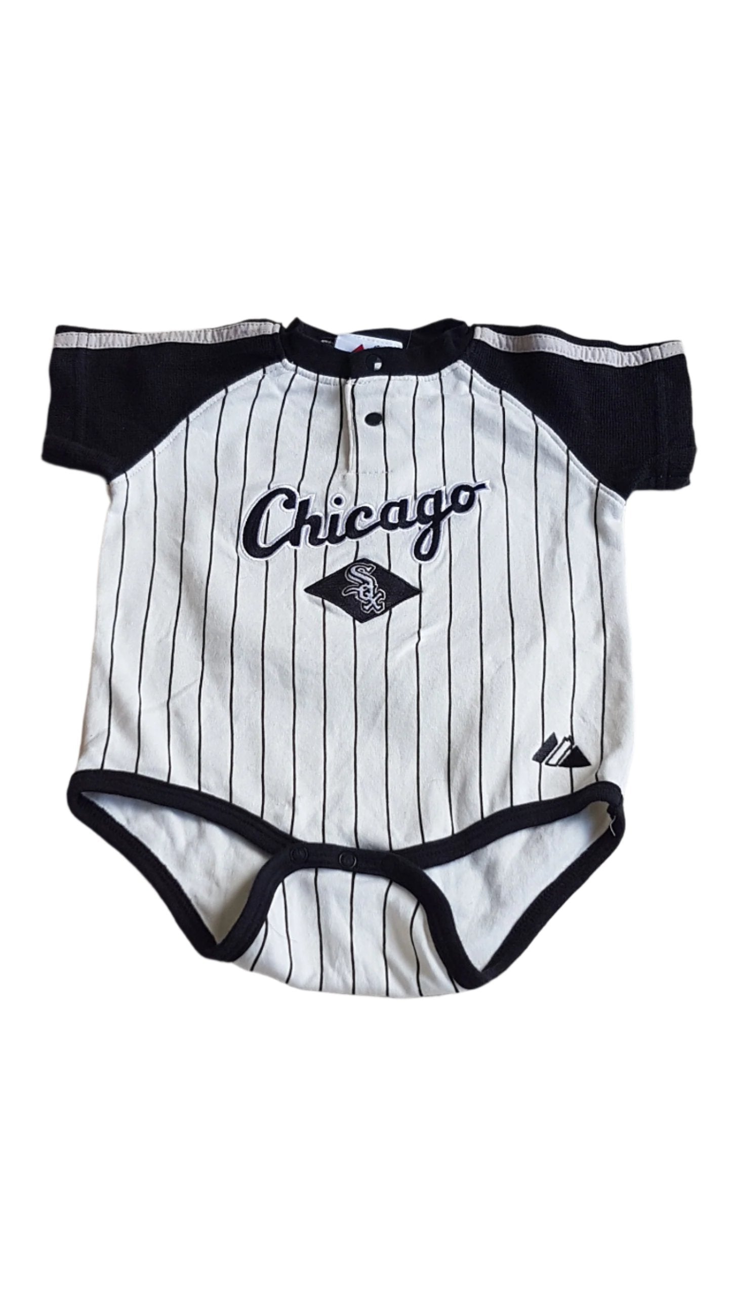 ÚJ MAJESTIC CHICAGO FELIRATÚ KISFIÚ FELSŐ