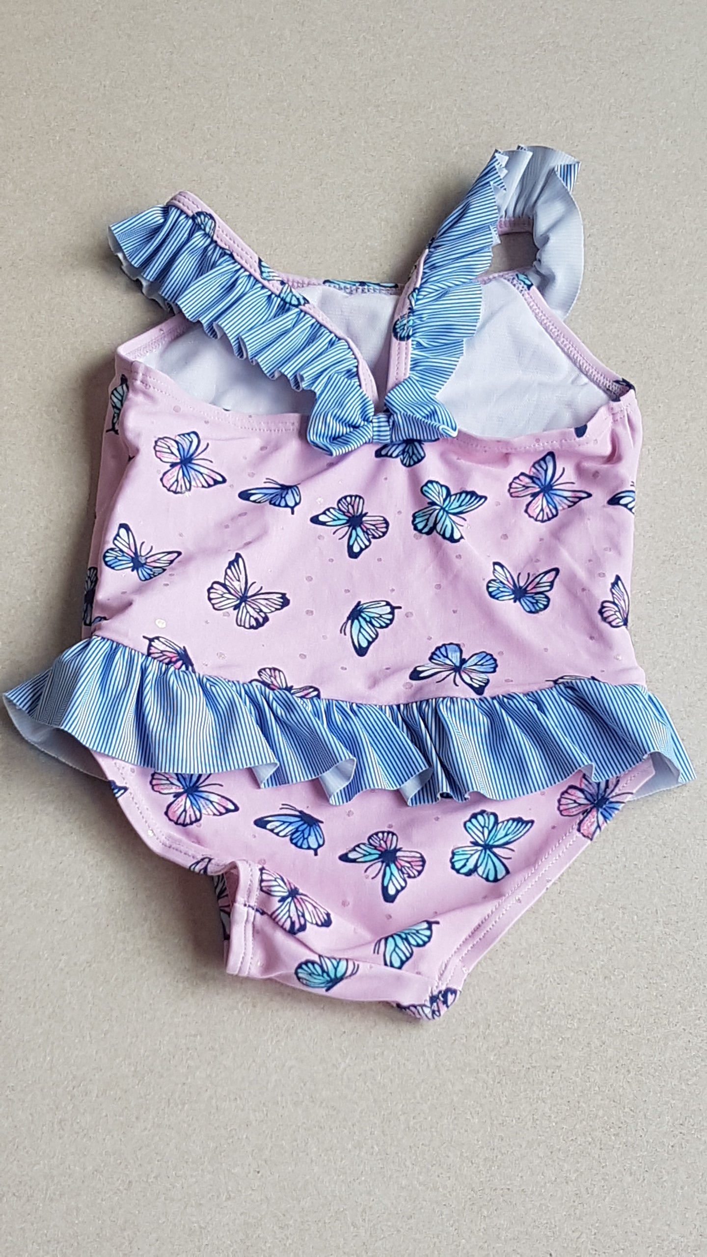 PRIMARK BABY KISLÁNY FÜRDŐRUHA
