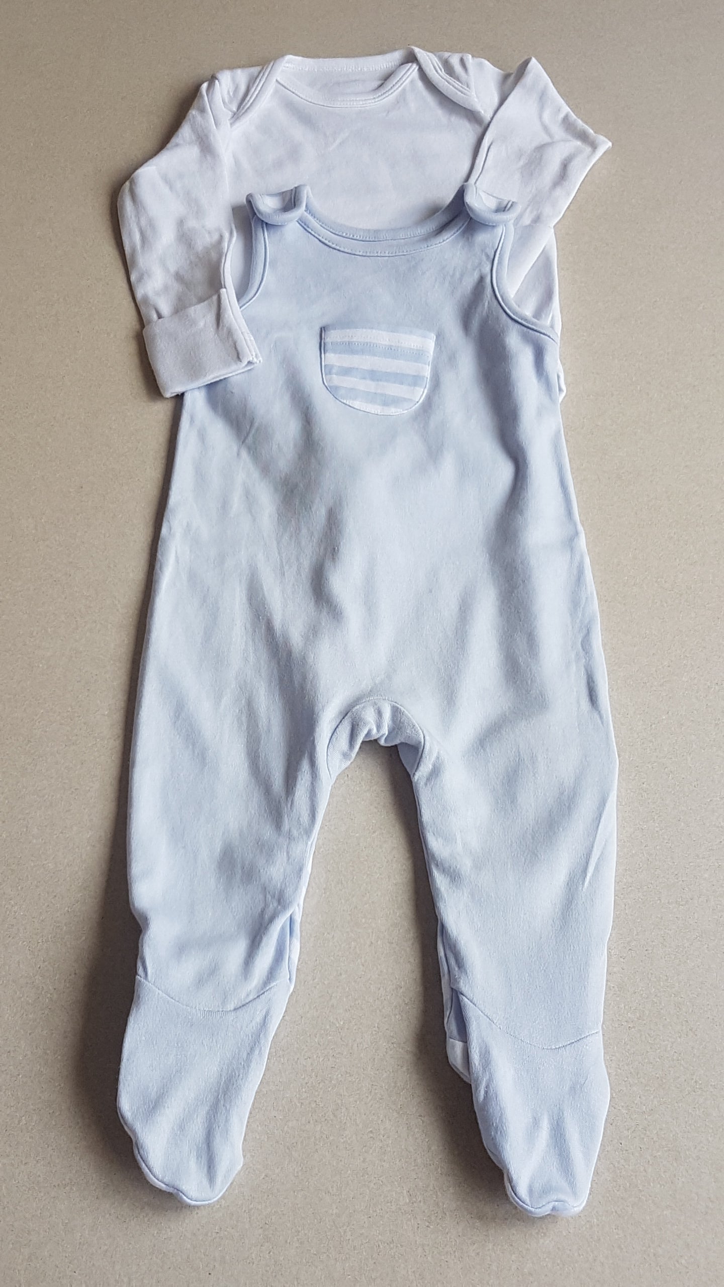 ÚJ MOTHERCARE KISFIÚ SZETT