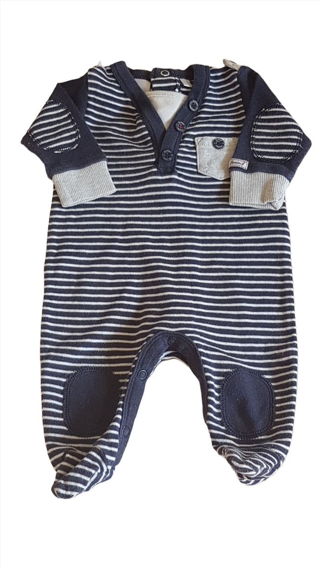 JASPER J CONRAN KISFIÚ RUGI Hover Image