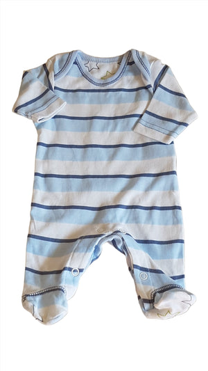 BABY KISFIÚ RUGDALÓZÓ