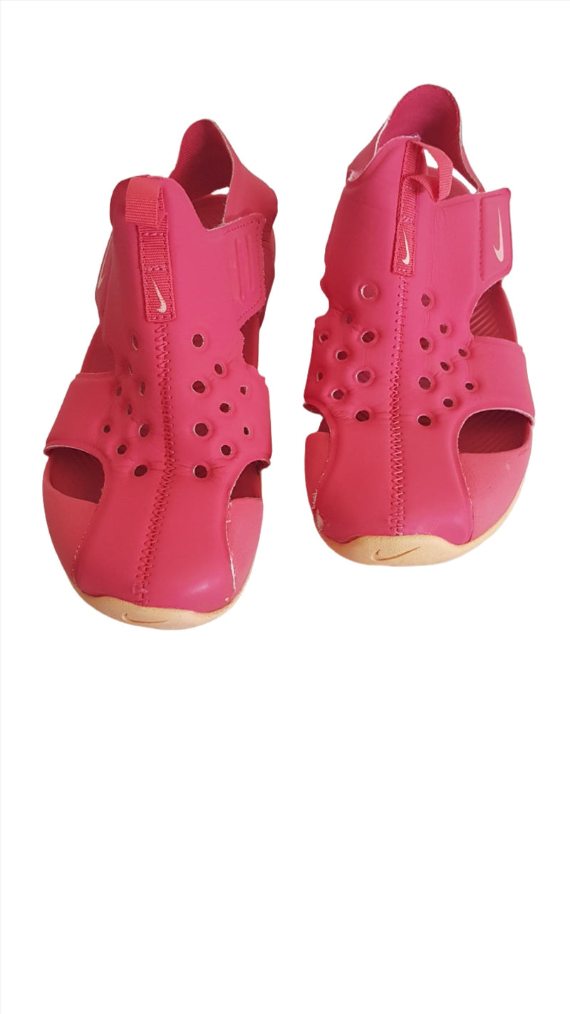 NIKE KISLÁNY SZANDÁL