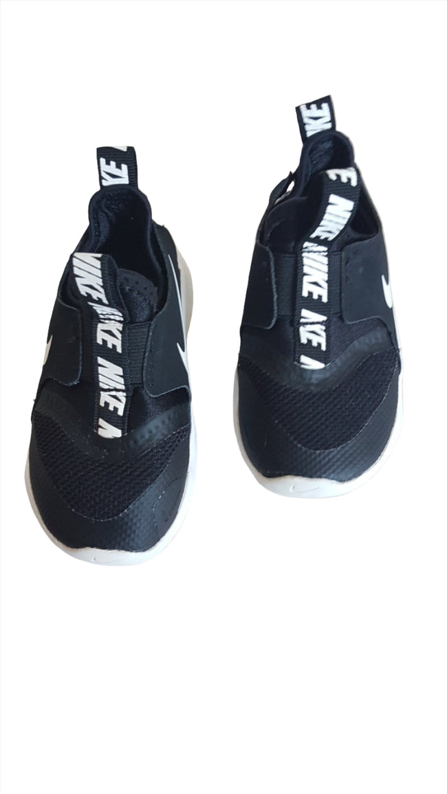 NIKE FLEXRUNNER UNISEX PILLE KÖNNYŰ SPORTCIPŐ Hover Image