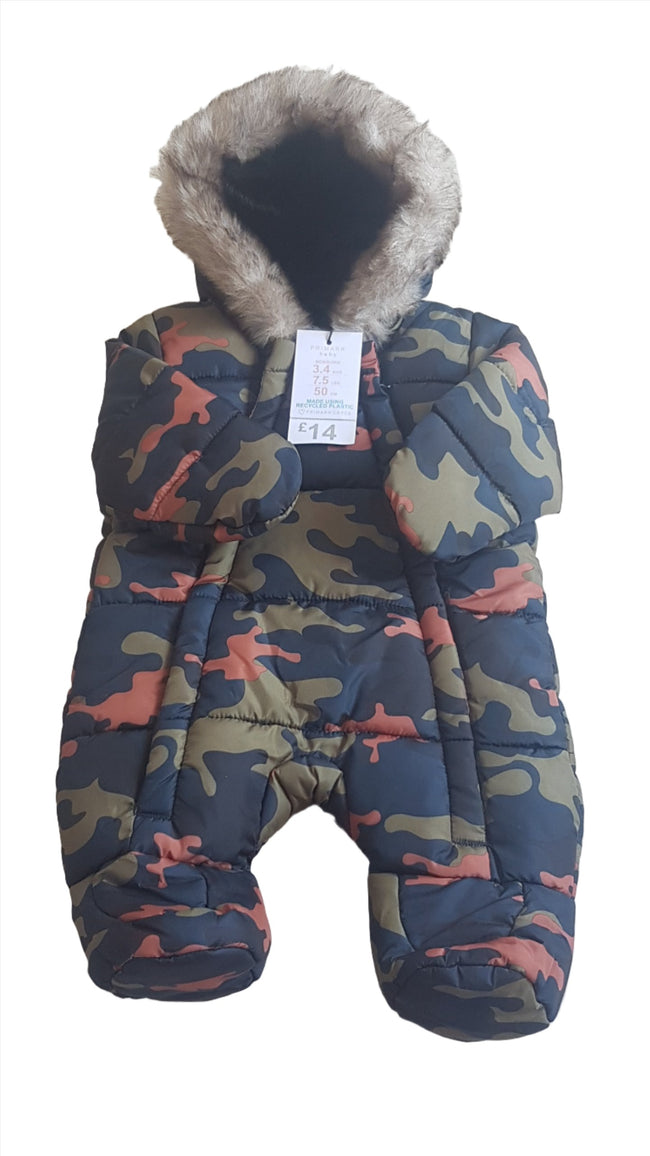 CÍMKÉS PRIMARK KISFIÚ TÉLI OVERÁL 50 Hover Image