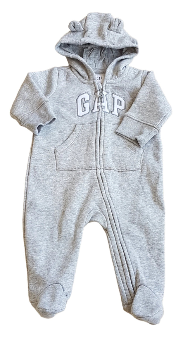 ÚJ GAP BABY KISFIÚ  KEZES-LÁBAS 50-56 Hover Image
