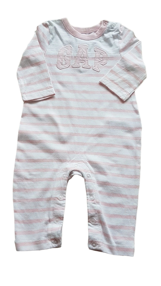 BABY GAP KISLÁNY KEZES-LÁBAS 68 Hover Image