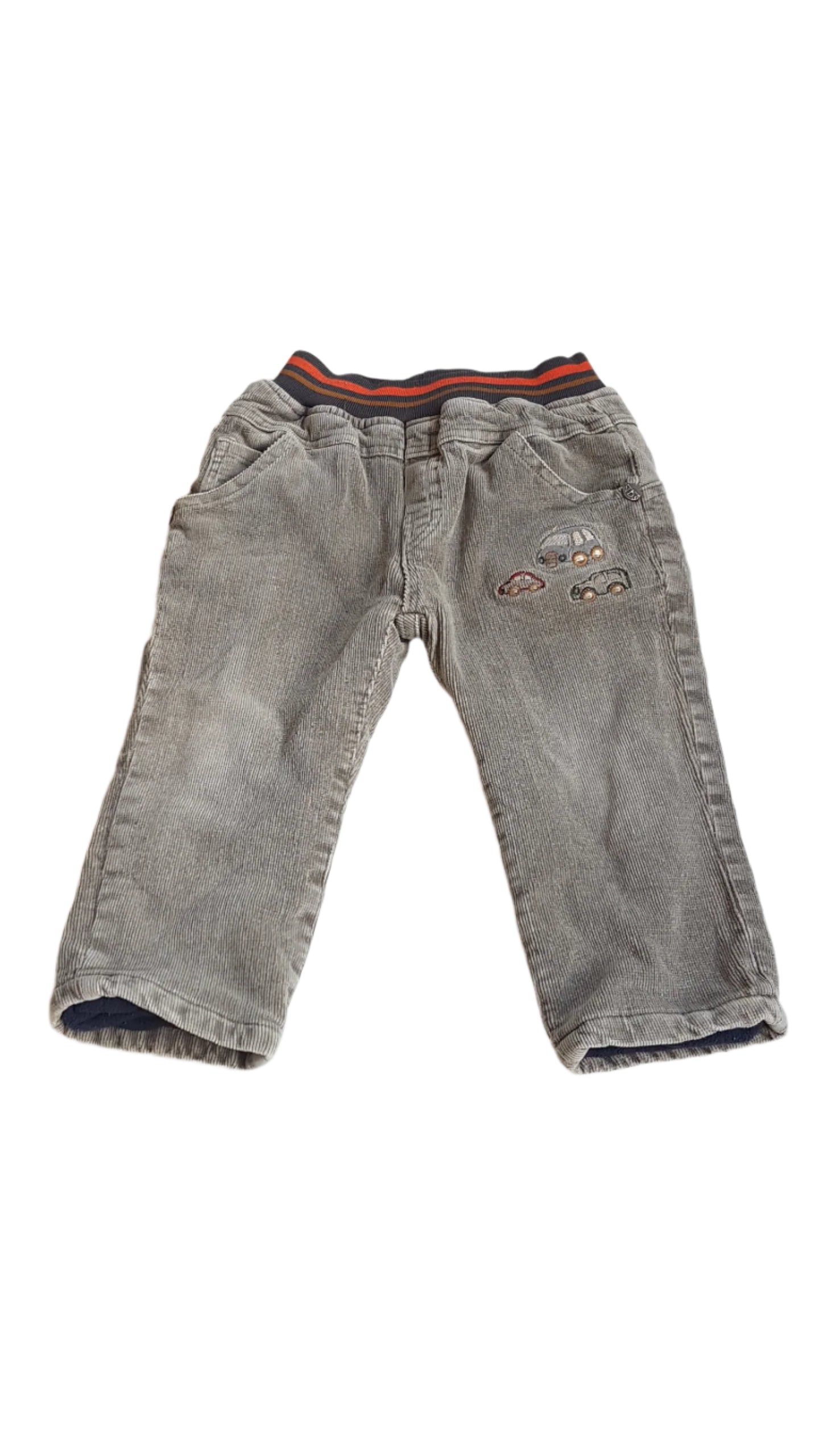 SPODNIE BÉLELT,AUTÓ FIGURÁS KISFIÚ NADRÁG  86-92