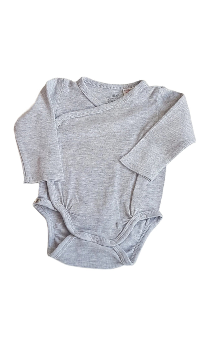 H&M ORGANIKUS PAMUT KISFIÚ BODY 62 Hover Image