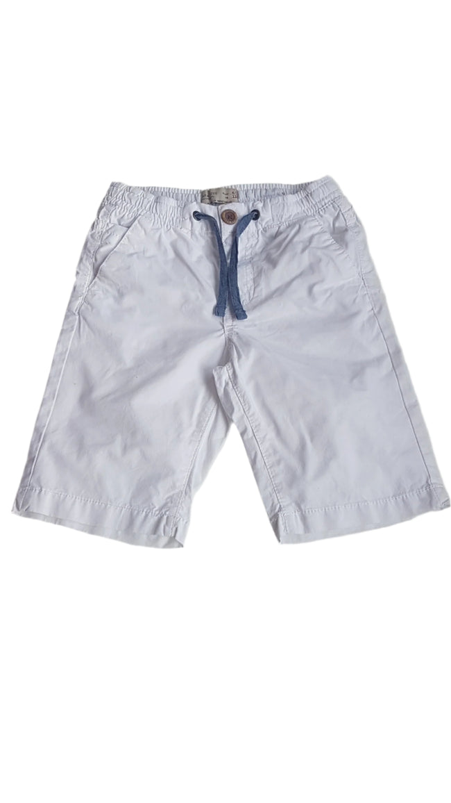 ZARA EXTRA MINŐSÉGŰ , FEHÉR KISFIÚ  BERMUDA  110 Hover Image