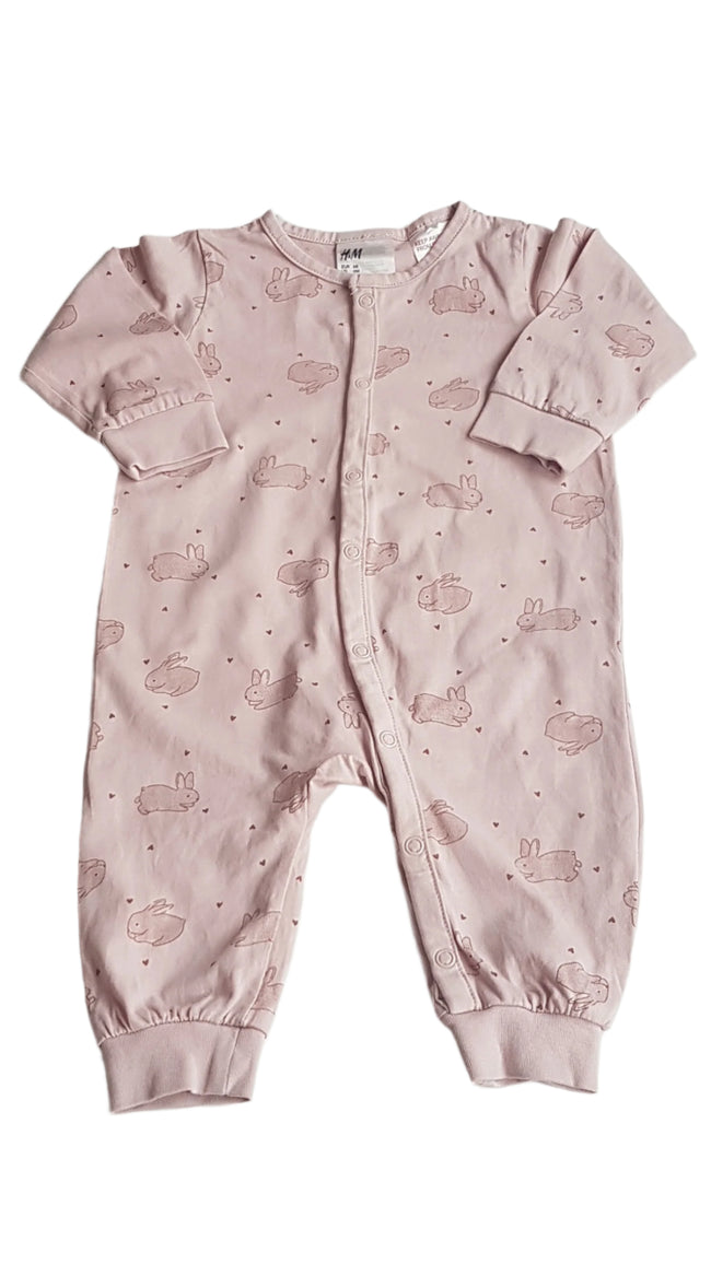 ÚJ H&M NYUSZIS KISLÁNY RUGDALÓZÓ 68 Hover Image