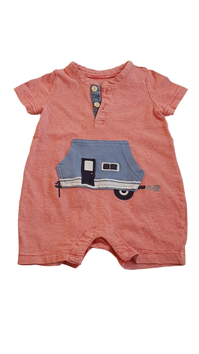 BABY GAP JÁRMŰVES KISFIÚ NAPOZÓ  56-62 Hover Image