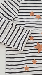 PRIMARK CSÍKOS, CSILLAGOS KISLÁNY FELSŐ 110