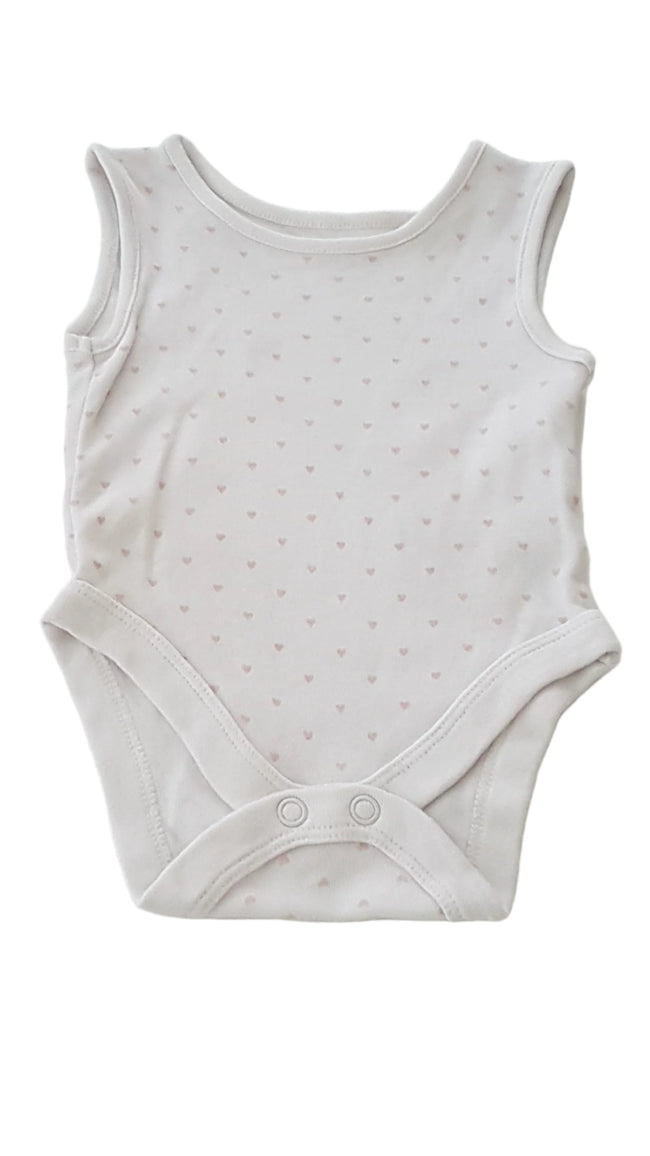 GEORGE SZÍVECSKÉS KISLÁNY BODY 56-62 Hover Image