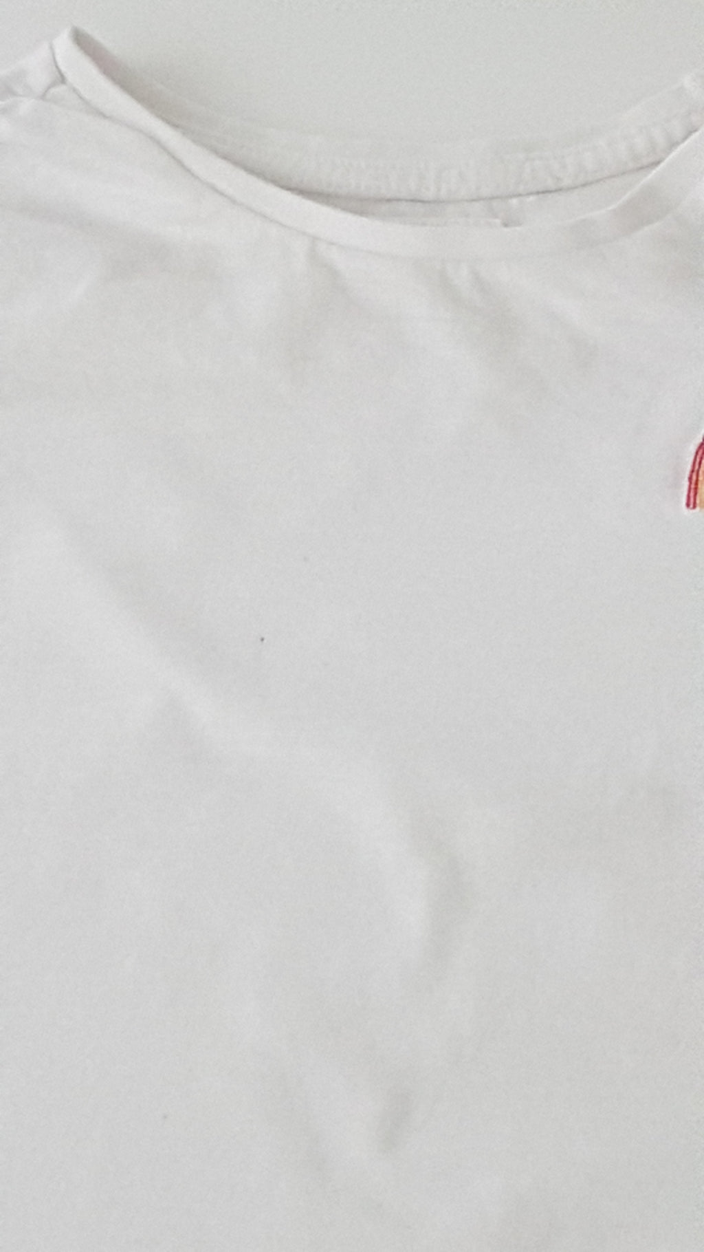 TU SZIVÁRVÁNY MINTÁS KISLÁNY PÓLÓ 98-104