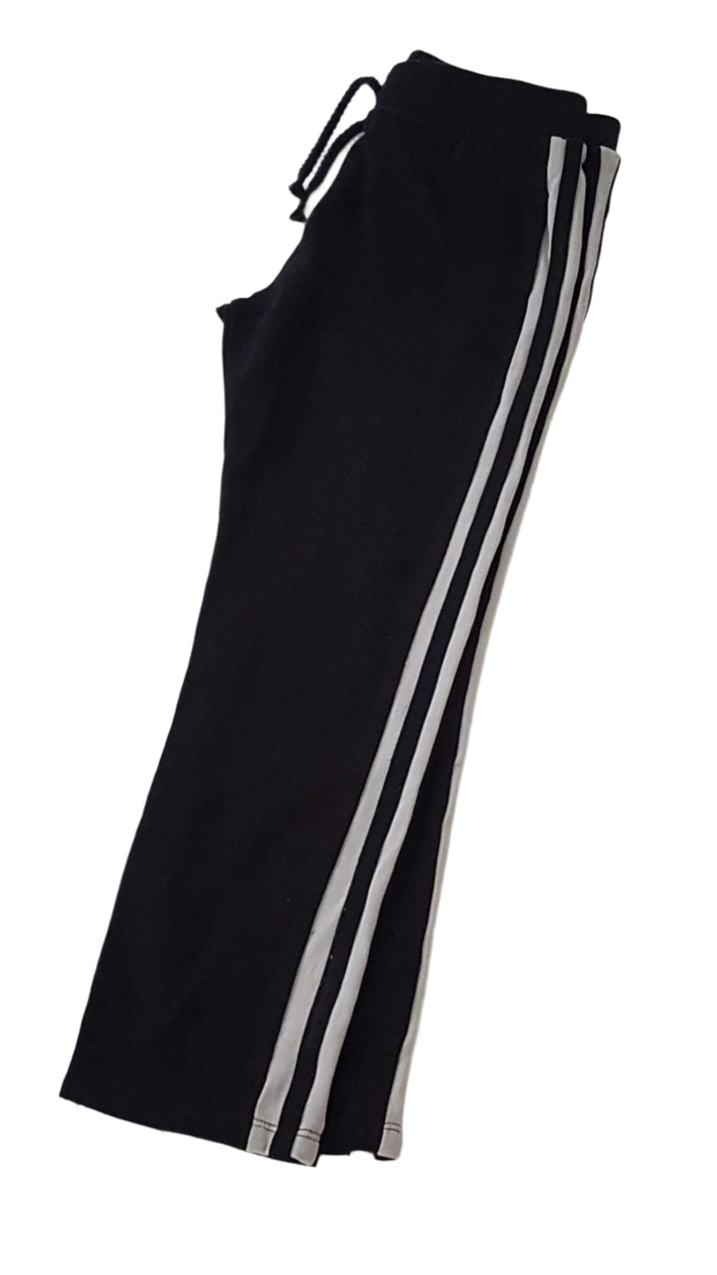 F&F KISLÁNY  FEKETE SZÍNŰ , MELEGÍTŐNADRÁG 128