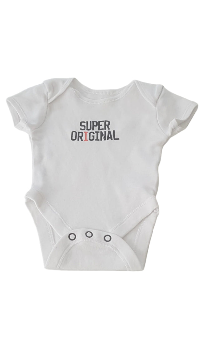 ÚJ PRIMARK SUPER ORIGINAL FELIRATOS UNISEX BODY 56 Hover Image