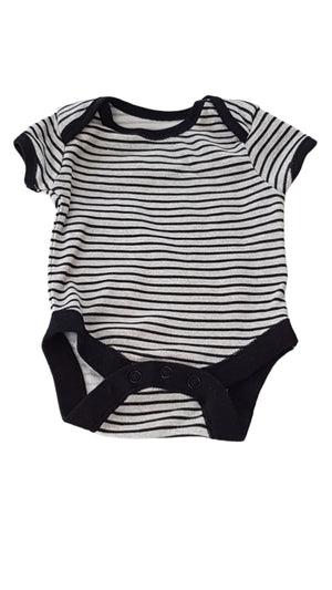 PRIMARK CSÍKOS KISFIÚ BODY 56