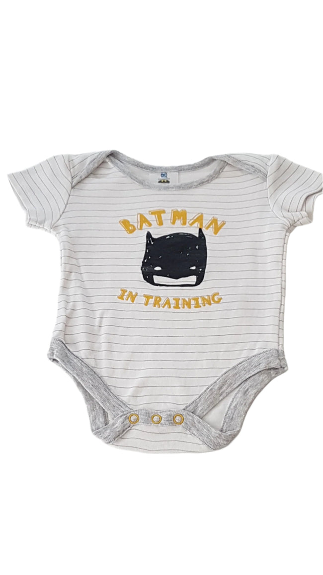 BATMAN KISFIÚ BODY 68 Hover Image