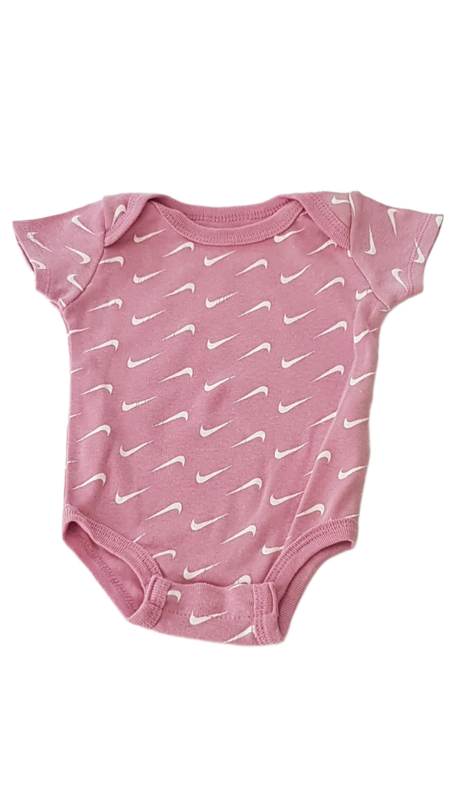 NIKE KISLÁNY BODY 56-68 Hover Image