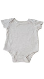 TU SZÜRKE SZÍNŰ UNISEX BODY 68-74