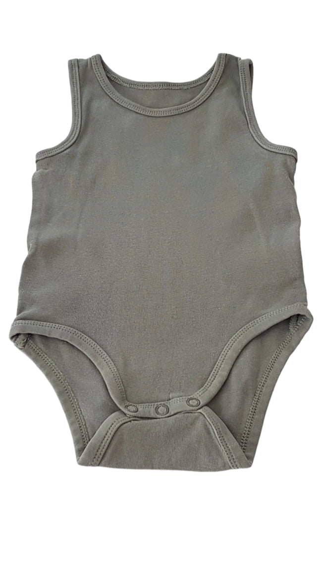 ÚJ H&M KISFIÚ TRIKÓ-BODY 68 Hover Image