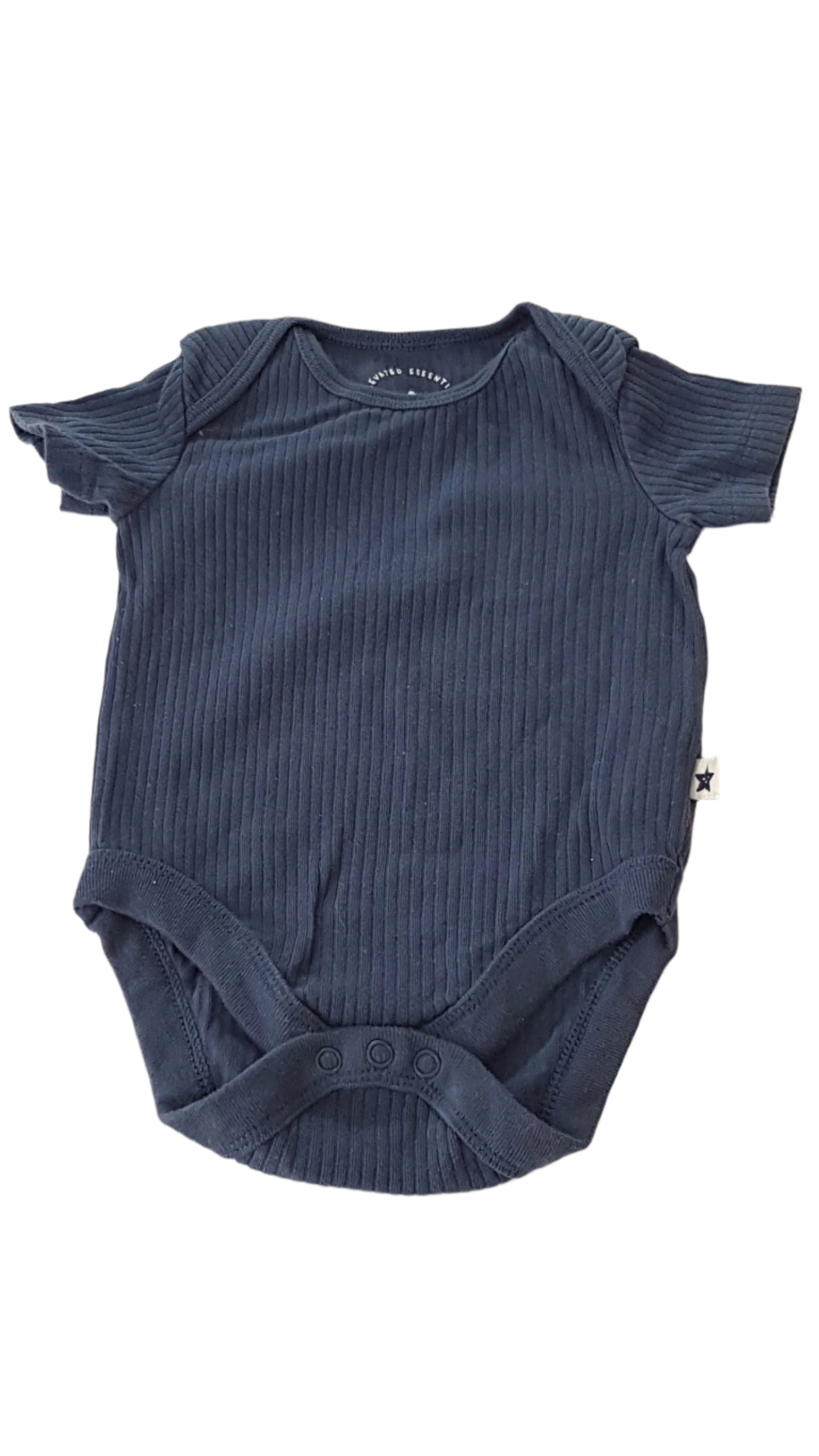 ÚJ F&F BORDÁZOTT, KÉK SZÍNŰ KISFIÚ BODY 62