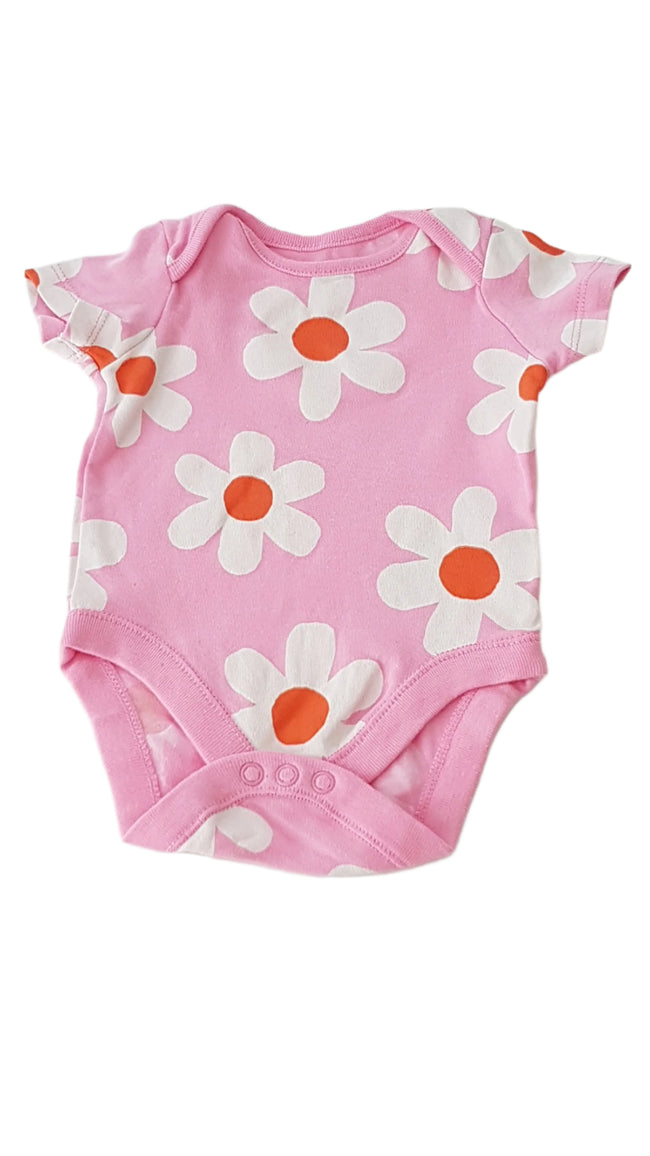 ÚJ F&F VIRÁGOS KISLÁNY BODY 62 Hover Image