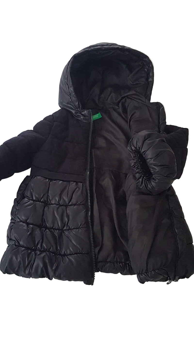 BENETTON FEKETE SZÍNŰ, CSAJOS KISLÁNY KABÁT 92