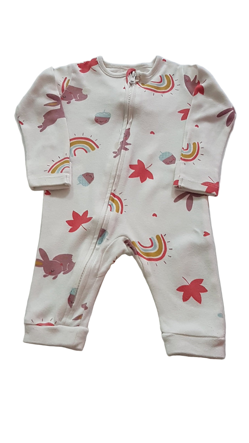 F&F NYUSZIKÁS KISLÁNY RUGDALÓZÓ 68