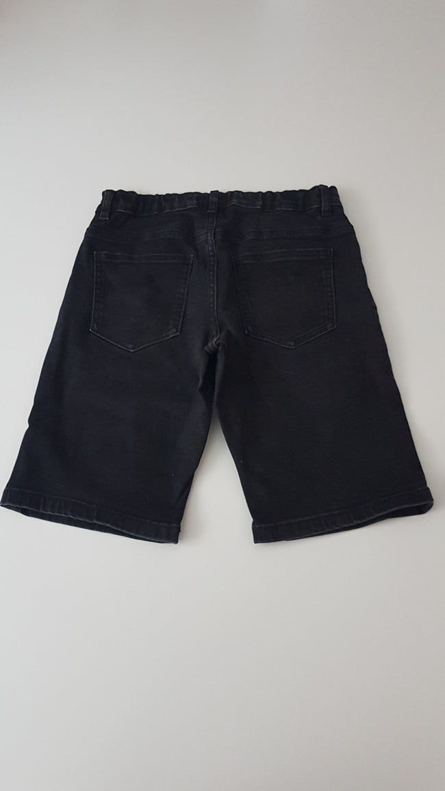 NEXT FEKETE SZÍNŰ KISFIÚ FARMER BERMUDA ÁLLÍTHATÓ GUMIS DERÉKRÉSSZEL 146 Main Image