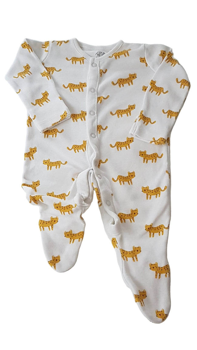 F&F ÁLLATOS KISFIÚ RUGDALÓZÓ 68 Hover Image