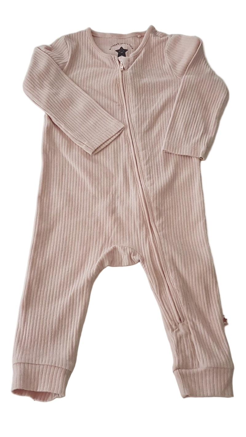 F&F RÓZSASZÍN, BORDÁZOTT KISLÁNY RUGDALÓZÓ 74