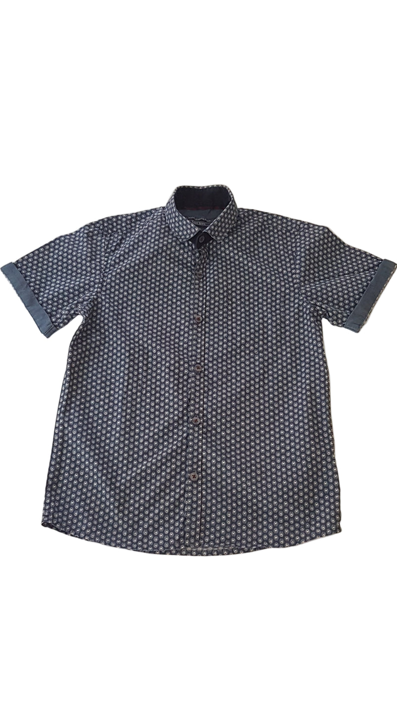 NEXT ELEGÁNS KISFIÚ ING 140