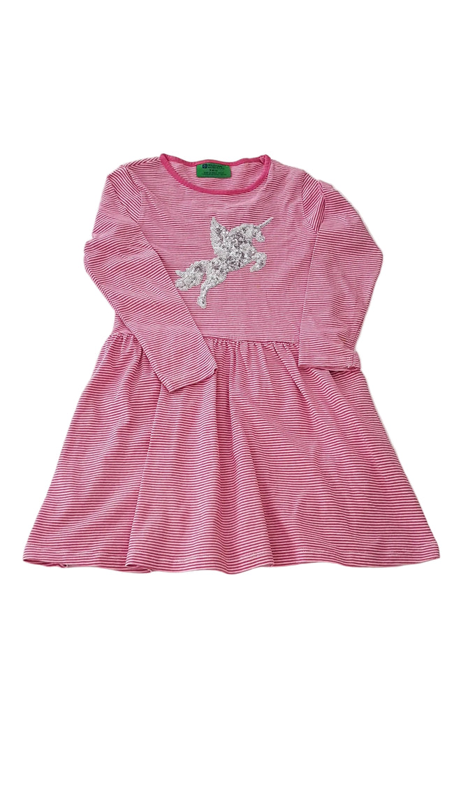 MOUNTAIN WAREHOUSE FLITTERES, CSÍKOS, UNIKORNIS  KISLÁNY RUHA 116 Hover Image