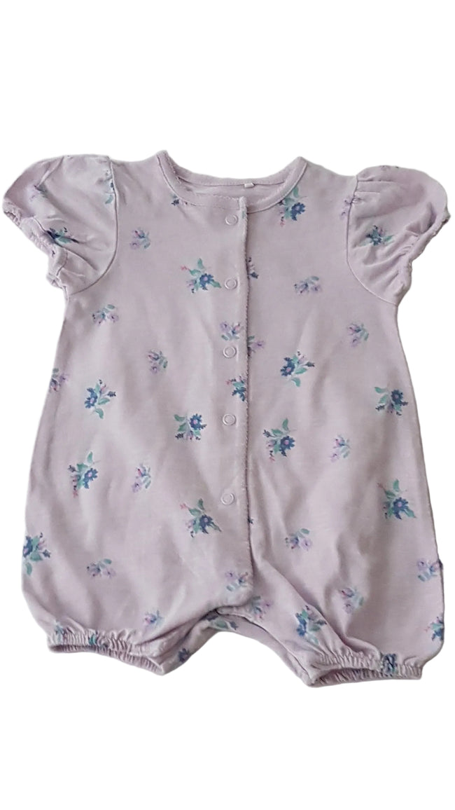 ÚJ NEXT LILA SZÍNŰ, VIRÁGOS KISLÁNY PLAYSUIT 62 Hover Image