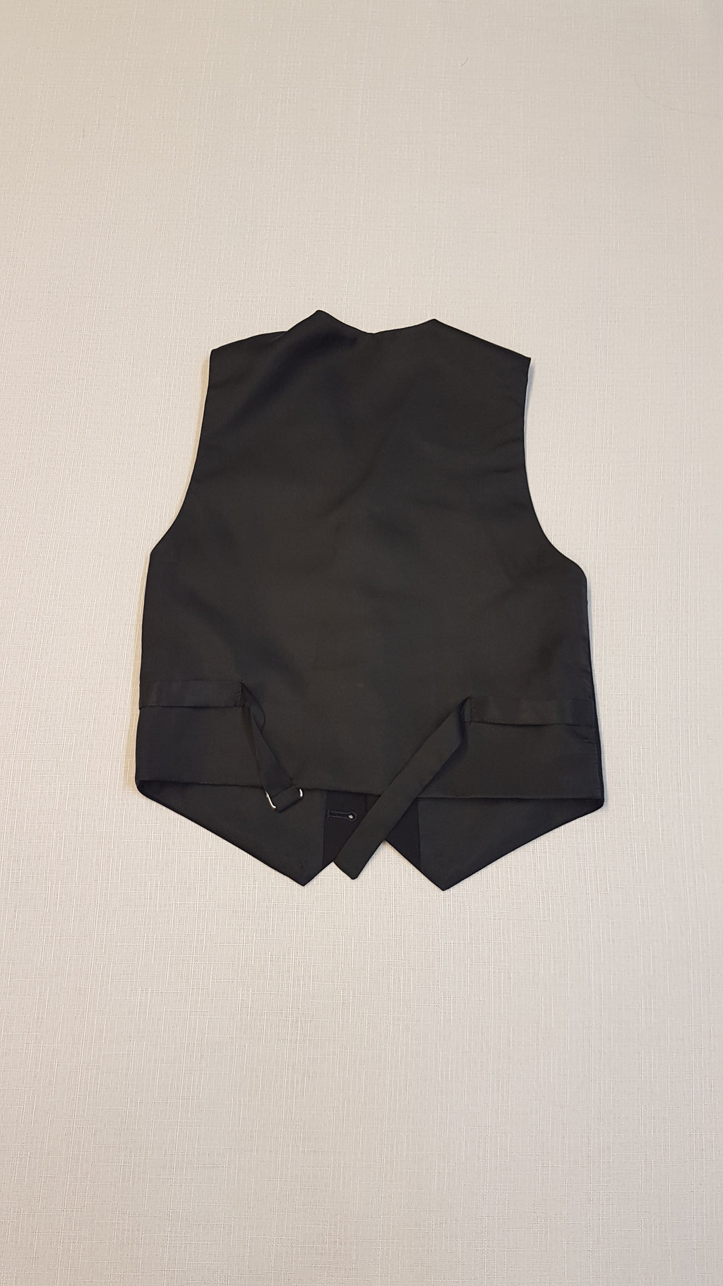 EXTRAMINŐSÉGŰ MÉLYSÖTÉTKÉK ELEGÁNS FIÚ ÖLTÖNY MELLÉNY