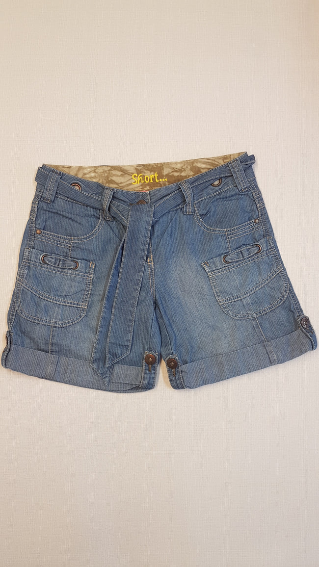 NEXT DIVATOS FARMER KISLÁNY CÉRNA MINTÁS RÖVID NADRÁG Hover Image