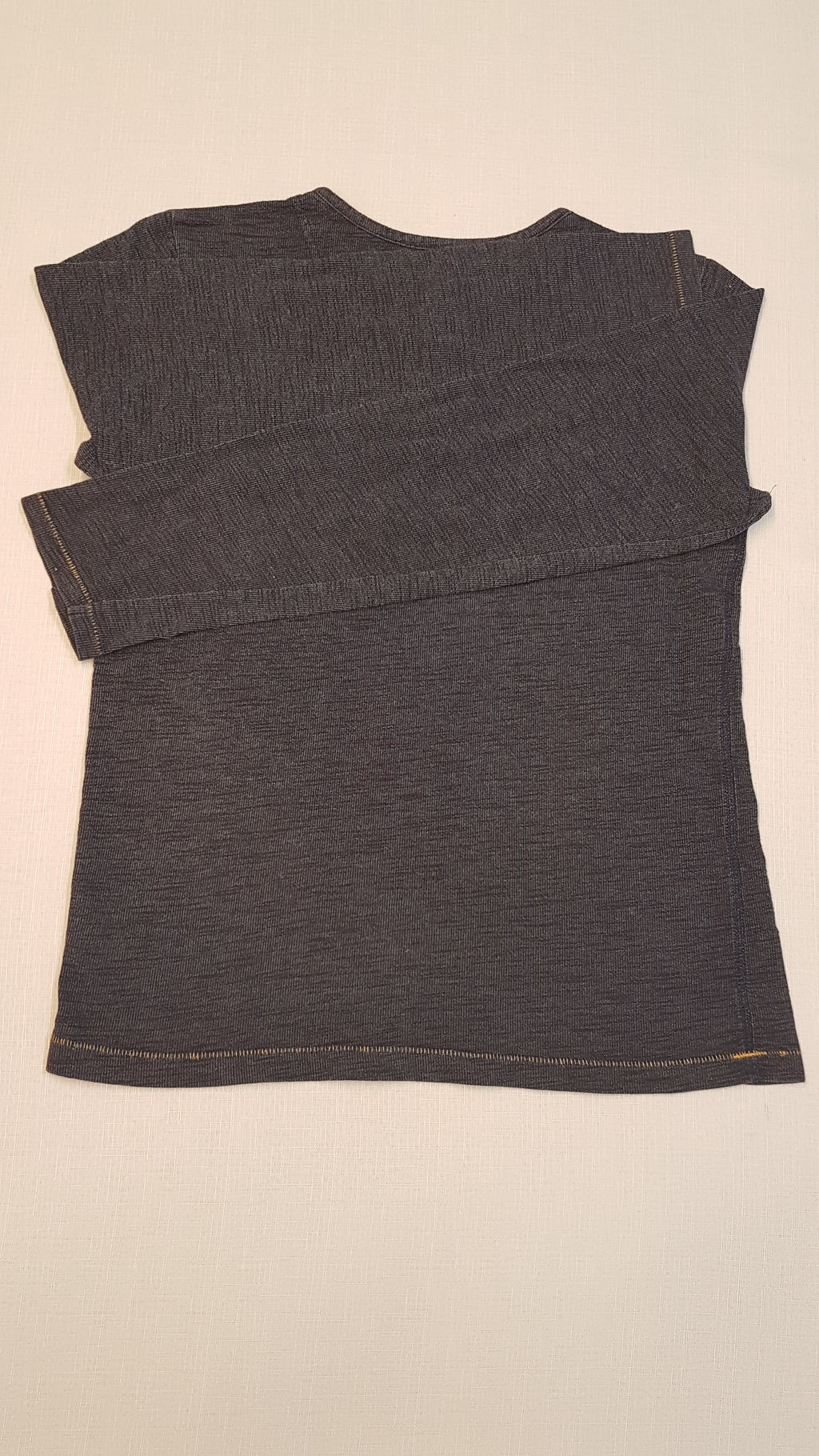 H&M DIVATOS HOSSZÚ UJJÚ GOMBOS, KEREK NYAKÚ VÉKONY PULÓVER