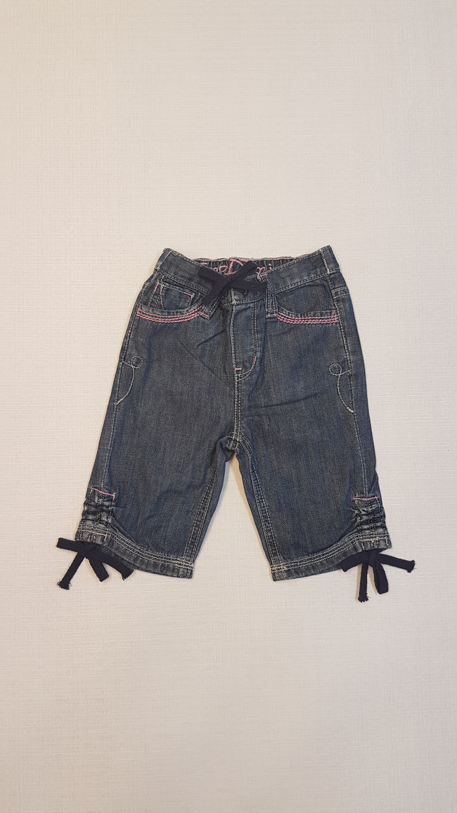 GAP VAGÁNY, TRENDI, BABY FARMER TÉRDNADRÁG, RÓZSASZÍN CÉRNAMINTÁVAL DÍSZÍTVE Hover Image