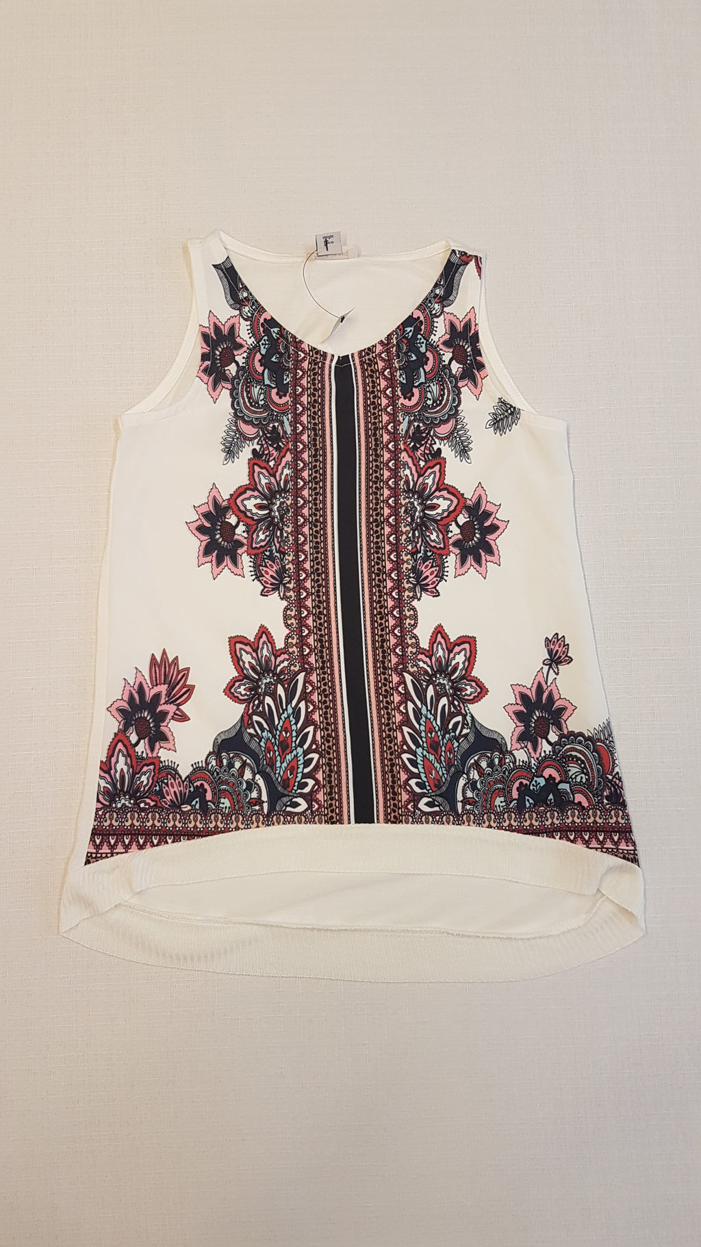 ÚJ RIVER ISLAND DIVATOS, VAGÁNY KISLÁNY PÓLÓ