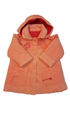 MARÉSE CSODASZÉP, KÜLÖNLEGES, KISLÁNY, ELEGÁNS VASTAG  BÁRSONY KABÁT, LESZEDHETŐ KAPUCNIVAL, HÍMZETT SZÍNES VIRÁGOKKAL DÍSZÍTVE