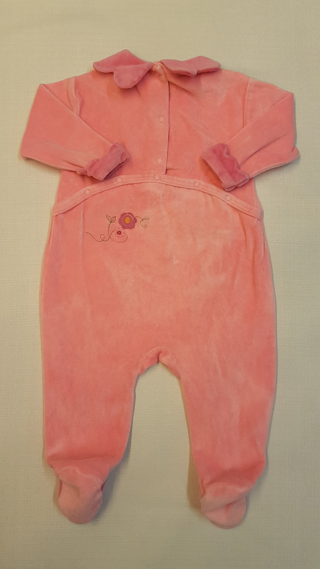 VERTBAUDET ÉDI BÉDI SZÍNES VIRÁGOKKAL DÍSZÍTETT PLÜSS KISLÁNY RUGI Main Image