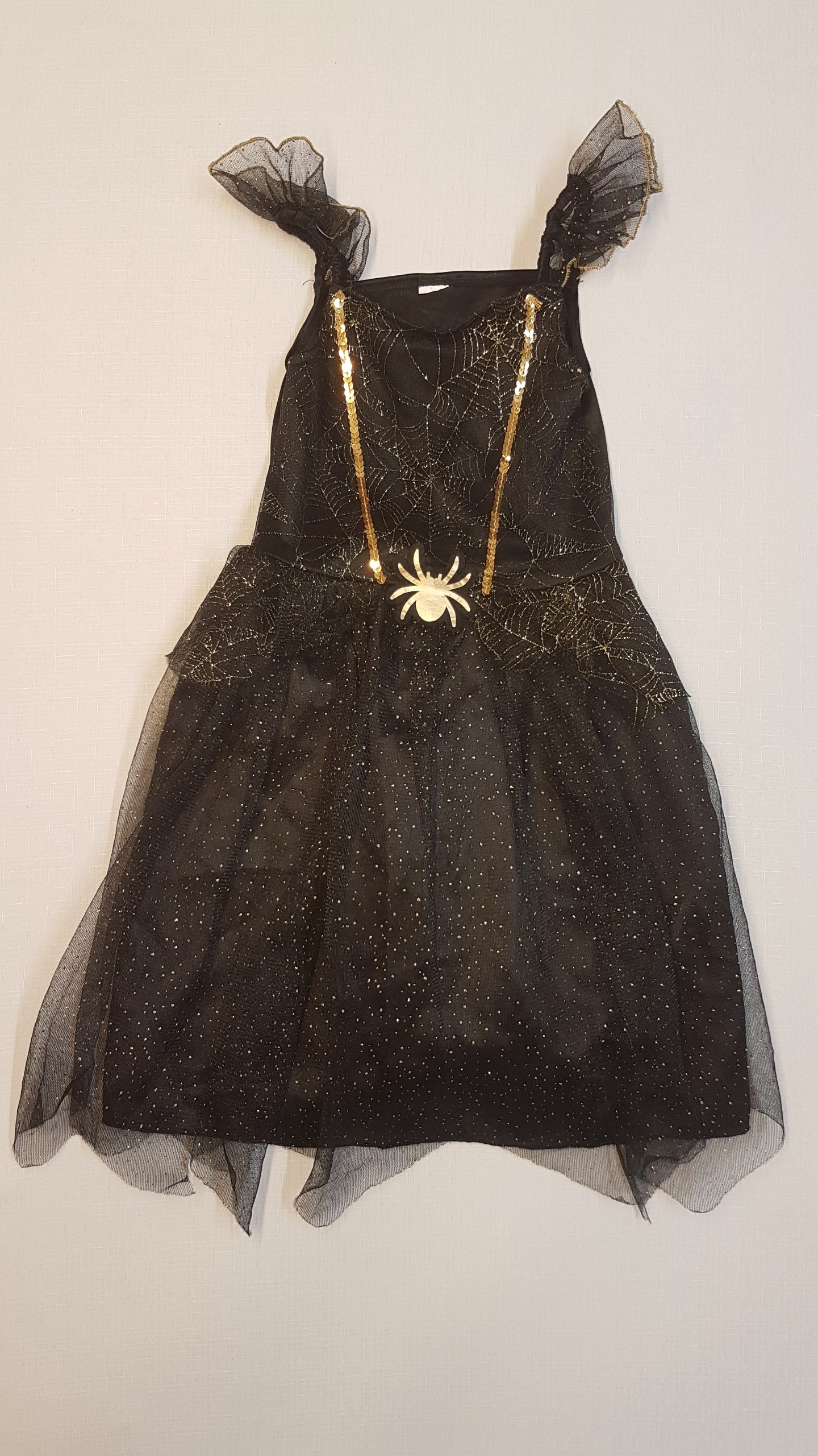 KISLÁNY PÓK ÉS PÓKHÁLÓS JELMEZ